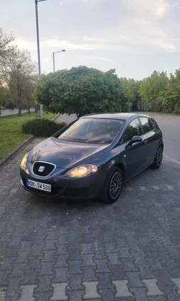 samochody osobowe Seat Leon cena 15500 przebieg: 178000, rok produkcji 2008 z Częstochowa